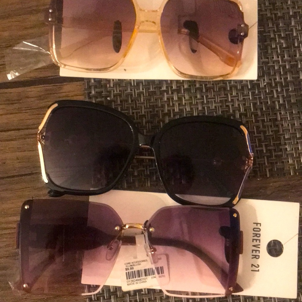 Brand new forever 21 super cute sunglasses